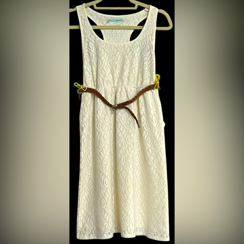 MAURICES Solid Cream Color Racerback Lace Detail Lined Dress w/Belt,Medium,GUC.
